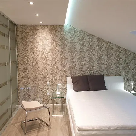 Apartman Wilki Lojki Dante Apart